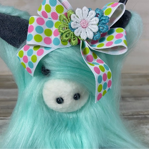 Highland Cow Coo Gnome Aqua Handmade White Pink Daisy Flower Bow Farmhouse Decor - Picture 3 of 11